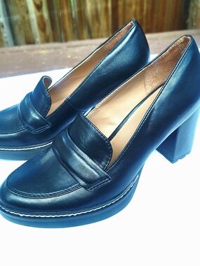 New - Naturalizer Womens Dabney Slip on Heeled Loafer